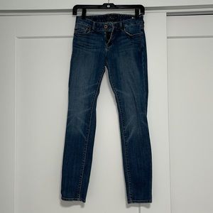 Lucky brand low rise skinny jeans